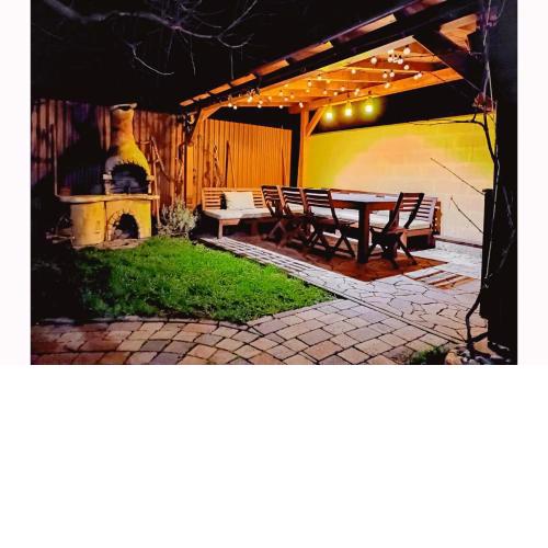 Wild Garden Hideout