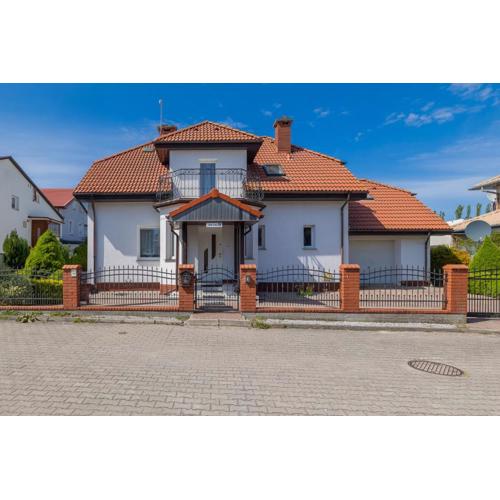 Willa Janiska - by Jantar Apartamenty Kołobrzeg