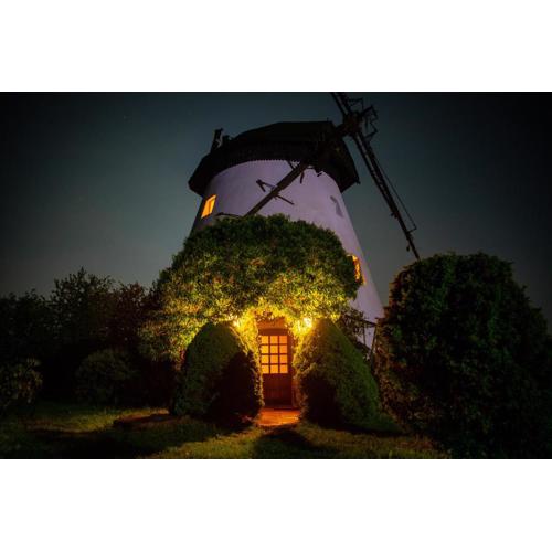 Windmill vacation home in Ledzin near Baltic Sea