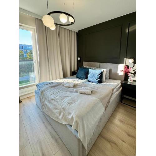 Wings&Dreams Apartments - Atlas Arena, ZOO, lotnisko, parking, winda, balkon