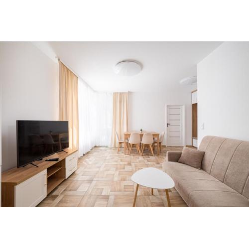 Włochy Równoległa Cosy Apartment by BookingHost