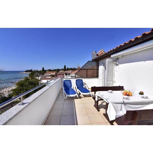 Wohnung in Zambratija mit Schöner Terrasse
