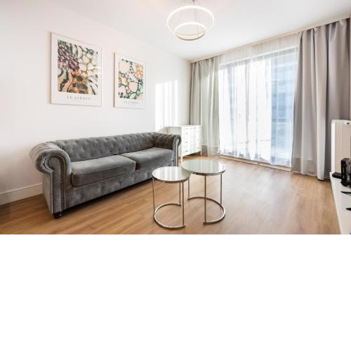 Wola Bloom Apartment