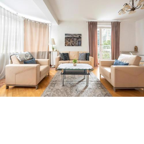 Wola Norblin Spacious Apartment
