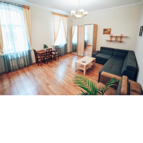 Wonderful flat on city center (10)