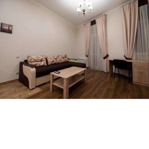 Wonderful flat on city center (Mukachivska 4/11)
