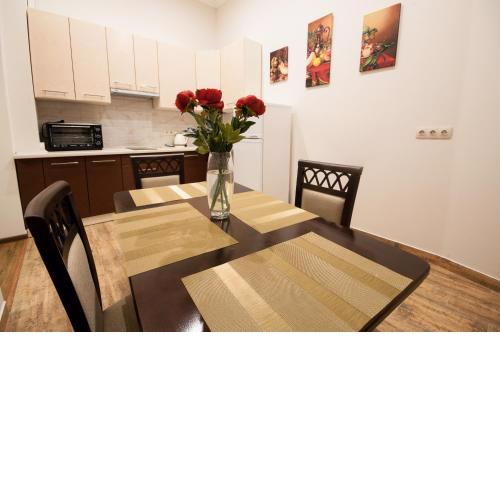 Wonderful flat on city center (Mukachivska 4/12)