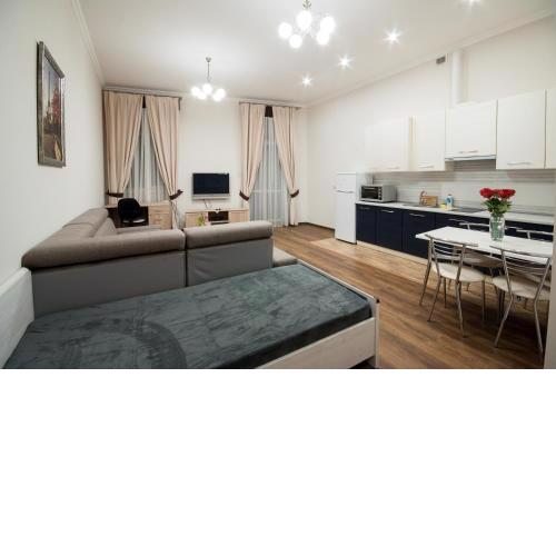 Wonderful flat on city center (Mukachivska 4/14)