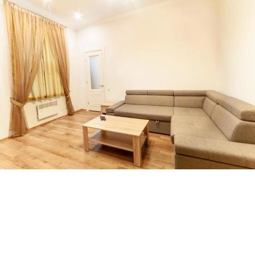 Wonderful flat on city center (Mukachivska 4/8)