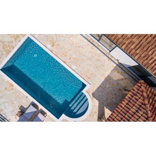 Wonderful Holiday House Bruno with heated pool