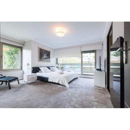 Wonderful Recently Renovated Family Home