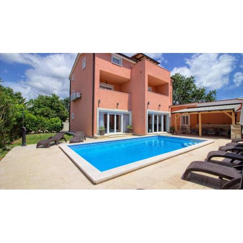 Wonderful villa Katarina with heated pool and jacuzzy sea view