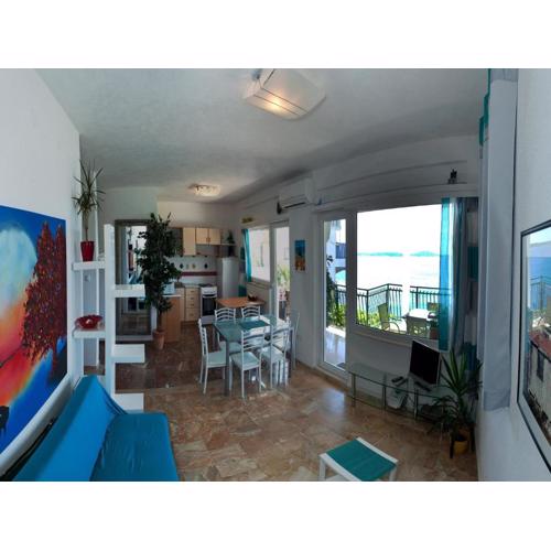 Wonderful Visinisce Apartments with Terrace and Sea Views - Standard Three Bedroom Apartment
