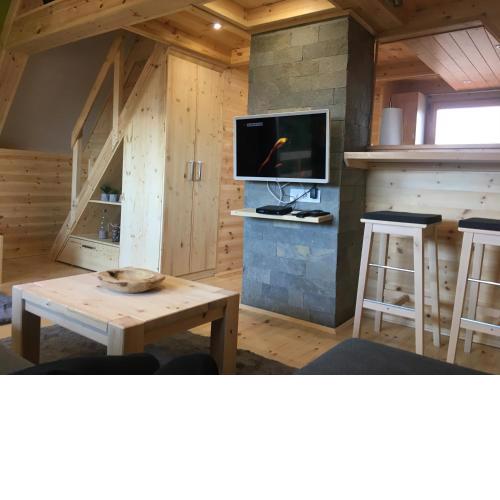 Wooden Apartman Prémium Jacuzzival