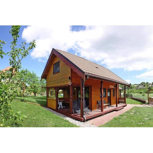 Wooden House in Lubin near Lake Wicko