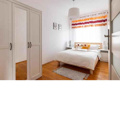 Wrocław Apartment - Balcony, Park and Tram nearby - by Rentujemy