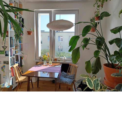 Wygodne mieszkanie na Mokotowie blisko metra - Comfortable apartment close to the subway