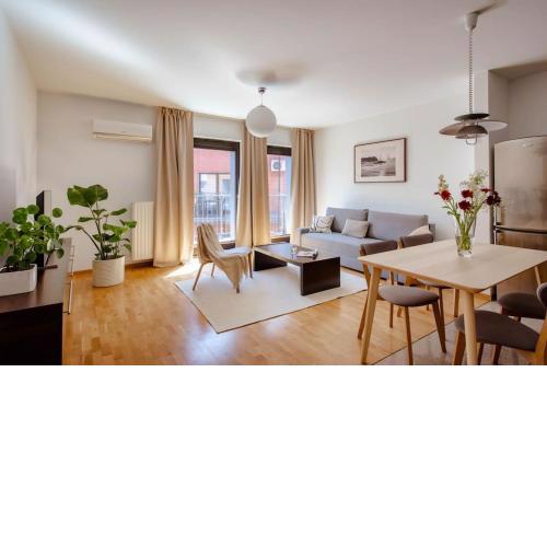 Wygodny Apartament Przy Dworcu