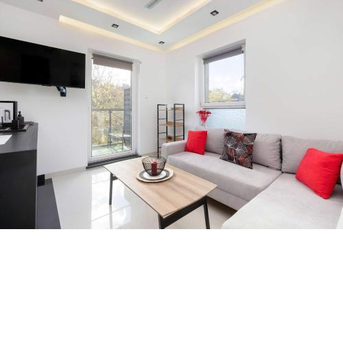 Wyjątkowy Apartament z Parkingiem & Balkonem w Gdańsku by Rent like home