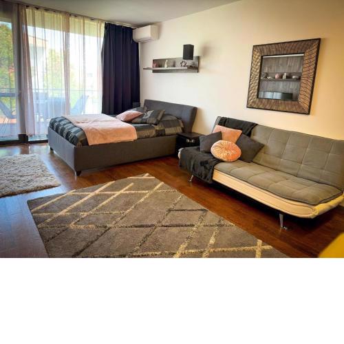Yacht Club Art Apartman A20