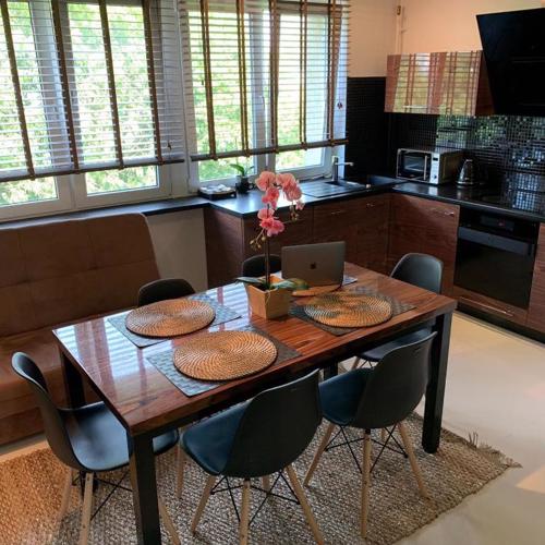 Your Home in Warsaw - Apartment Stegny- Mokotow