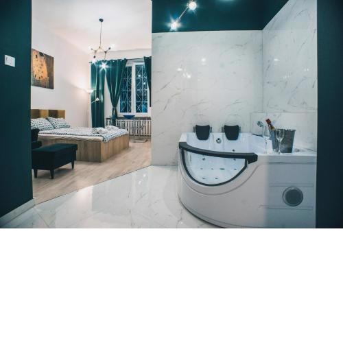 YOURAPART STARÓWKA z JACUZZI