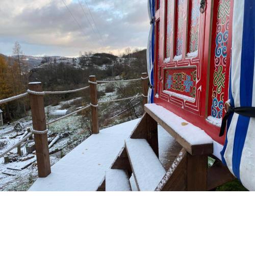 Yurt & spa