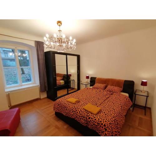 ZAGREB Botanical Garden Budget Apartment