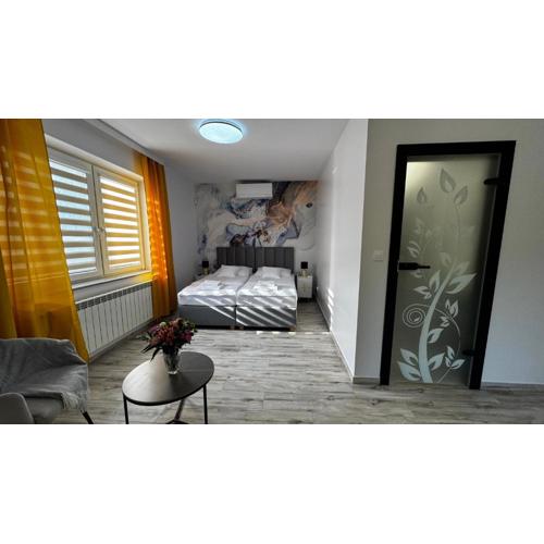 Zagrodek Pizza & SPA Luksusowe Apartamenty 4 i 9 osób Góry Jezioro SPA Sala imprezowa Gródek nad Dunajcem