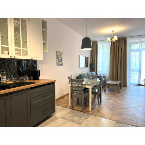 Zamojska Residence - Silver Line Apartment