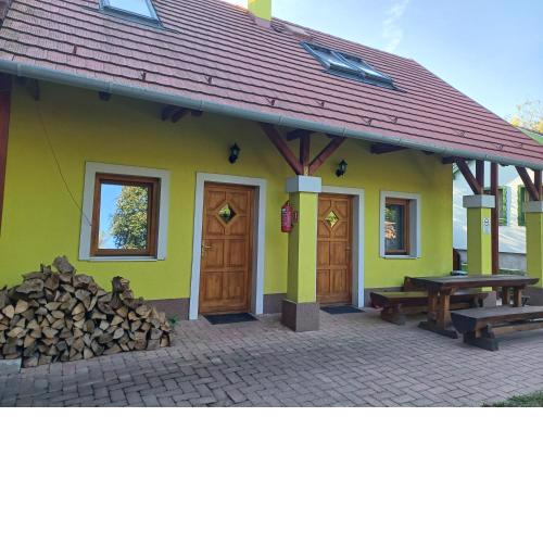 Zanati Apartmannház