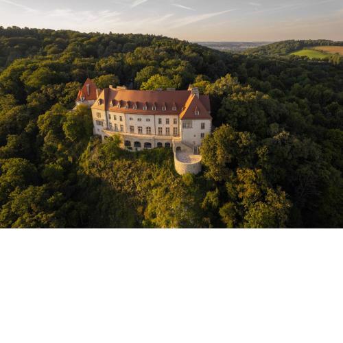 Zinar Castle