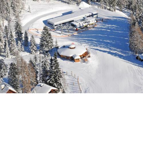 Zirberl Deluxe Appartement direkt an der Piste