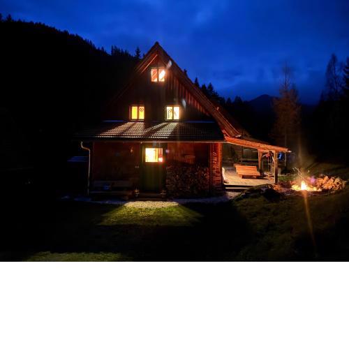 Zirbitz Hütte mit Sauna und Kamin