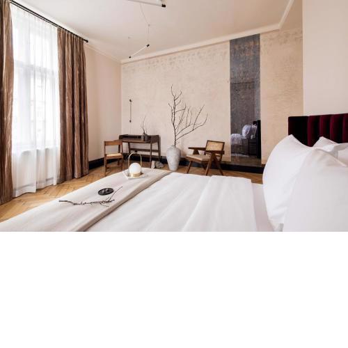 Zola Hotel - Palais de Bohème Adults Only