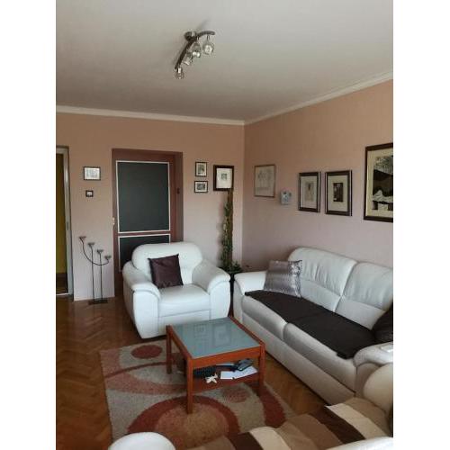 Zsolnay Apartman