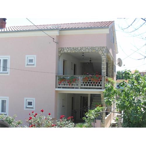 Zwei Zimmer Wohnung Radosav