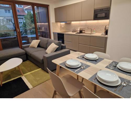Zwirn Modern Suite