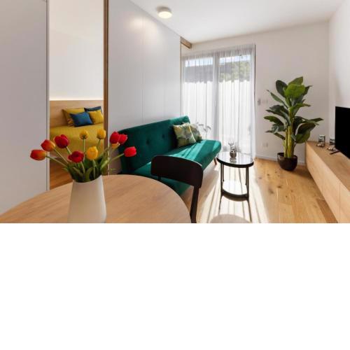 Zwirn Stylish Apartement with parking