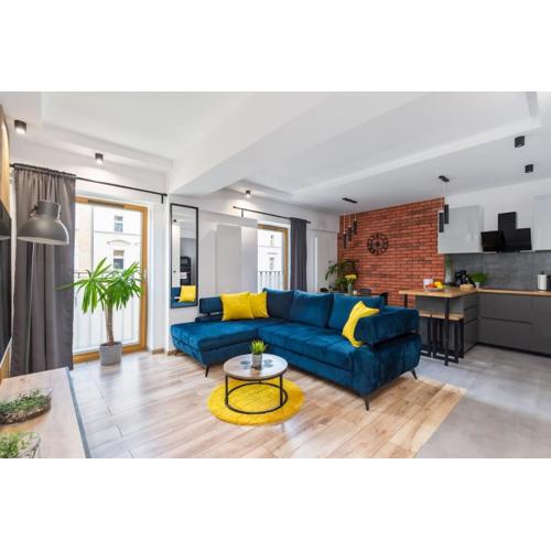 Zygmunta Starego 2-Bedroom Condo