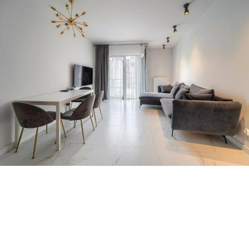 Zyndrama City Centre Deluxe Apartment