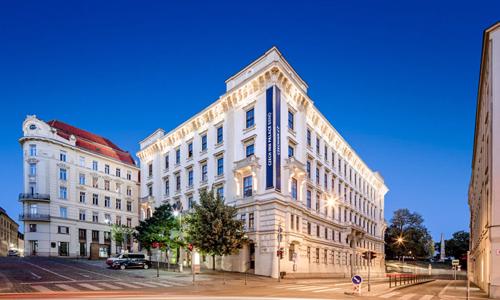 Brno luxusne priamo v centre: 5* Hotel Grand Palace Brno s raňajkami, vstupom do sauny a masážou + fitness