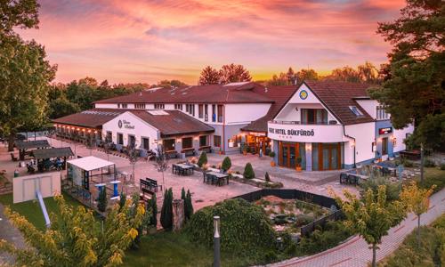 Bük v 4* Park Hoteli Bükfürdő vedľa termálnych kúpeľov s raňajkami či polpenziou + vstup do sauny neobmedzene