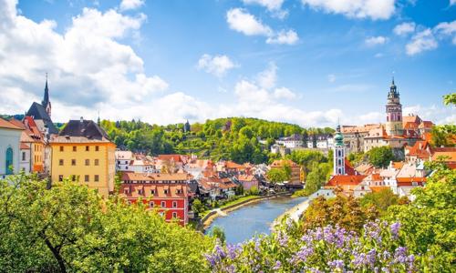 Český Krumlov: Pobyt priamo v historickom centre v Pensione Linden s raňajkami formou bufetu + fľaša vína