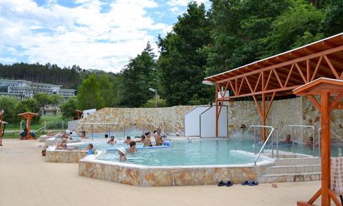 Egerszalók v Zöld Sziget s raňajkami, privátnym wellness a celodenným vstupom do termálnych kúpeľov