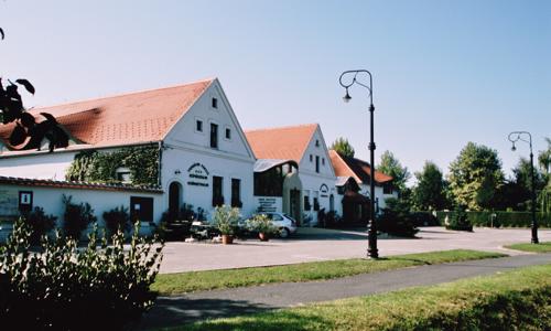 Hegykő: Hotel Tornácos ***+ len 150 m od kúpeľov s polpenziou či plnou penziou, wellness, termálmi + procedúra