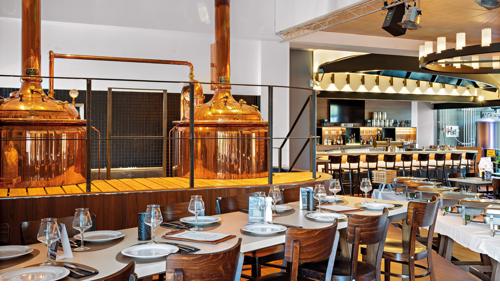 Hesensko: Pobyt blízko letiska v Hey Lou Hoteli Frankfurt Airport s raňajkami + welcome drink i ochutnávka pív