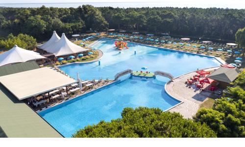 Jadranské more pri pamiatkach UNESCO: Ravenna pri pláži v 3* Rezidencii Mare Pineta s bazénmi + zábavný progam