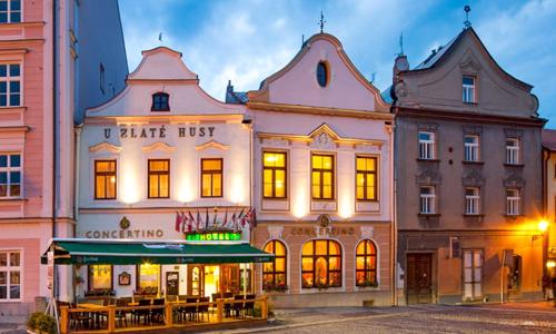 Jindřichův Hradec: Hotel Concertino - Zlatá Husa **** s raňajkami + privátna sauna, čokoládová masáž a zábal