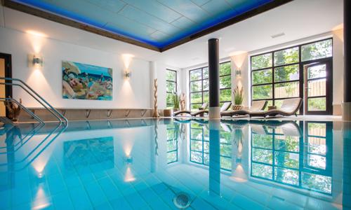 Klimatické kúpele Prien priamo pri jazere: Yachthotel Chiemsee **** s raňajkami a wellness s unikátnou saunou